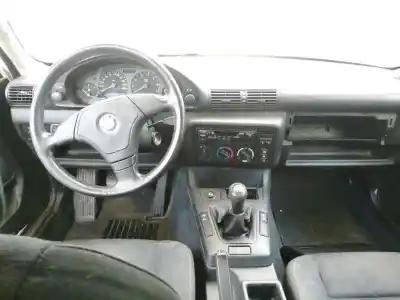 Veicolo di demolizione bmw serie 3 compacto (e36) 1.6 cat dell'anno 1995 alimentato 164e2g