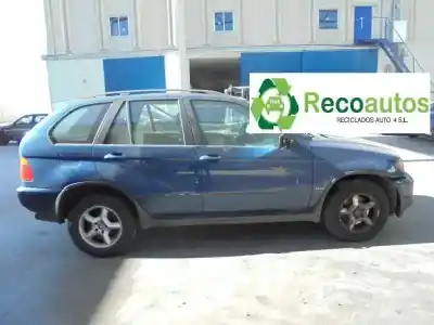Véhicule à la ferraille bmw x5 (e53) 3.0d de l'année 2001 alimenté 30-6d-1 d