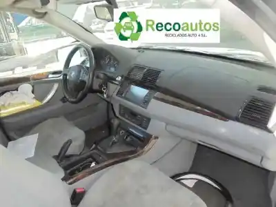 Véhicule à la ferraille bmw x5 (e53) 3.0d de l'année 2001 alimenté 30-6d-1 d