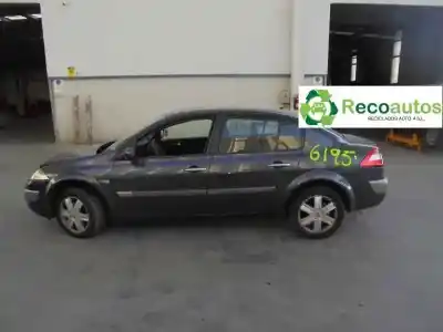 Здавання транспортного засобу renault megane ii classic berlina confort dynamique року 2004 потужний f9q b8