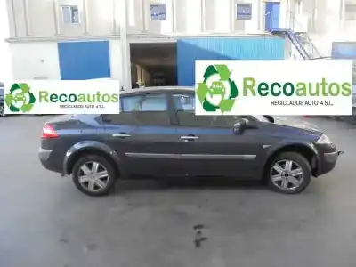 Здавання транспортного засобу renault megane ii classic berlina confort dynamique року 2004 потужний f9q b8