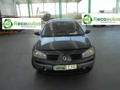 Здавання транспортного засобу renault megane ii classic berlina confort dynamique року 2004 потужний f9q b8
