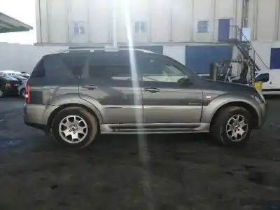 Здавання транспортного засобу ssangyong                                          rexton                                                                                                                                                                                                                                                     2.7 turbodiesel cat 180 cv / 132 kw року 2009 потужний d27dt / 665935