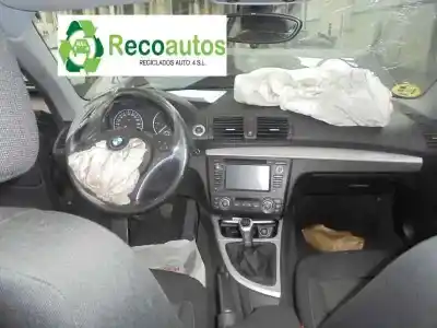 Scrapping Vehicle bmw 1 (e81) 118 i of the year 2007 powered n47 d20 a