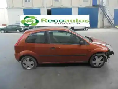 Véhicule à la ferraille ford                                               fiesta (cbk)                                                                                                                                                                                                                                               1.4 16v cat                                                                                                                                                                                                                                                de l'année 2002 alimenté fxjb