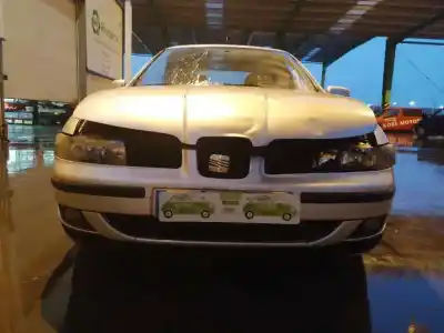 Vehicul casat seat leon (1m1) 1.8 20v al anului 2000 alimentat agn