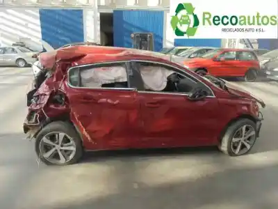 Véhicule à la ferraille peugeot 308 ii (lb_, lp_, lw_, lh_, l3_) 1.6 hdi de l'année 2016 alimenté bh01