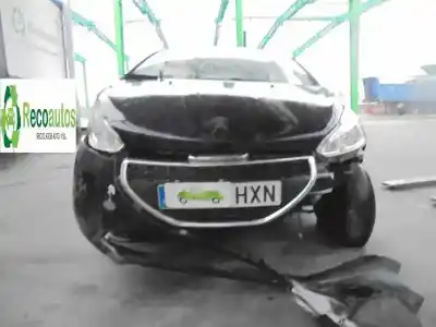 Veículo de Sucata peugeot 208 i (ca_, cc_) 1.4 hdi do ano 2014 alimentado 8h01