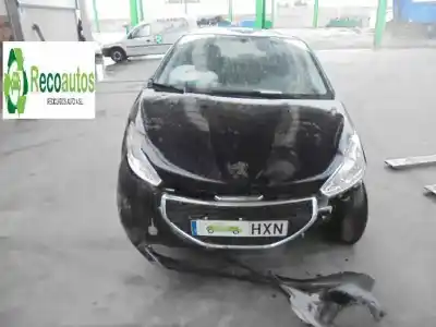 Veículo de Sucata peugeot 208 i (ca_, cc_) 1.4 hdi do ano 2014 alimentado 8h01