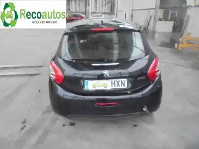 Veículo de Sucata peugeot 208 i (ca_, cc_) 1.4 hdi do ano 2014 alimentado 8h01