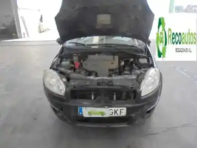 Veículo de Sucata fiat linea (323_, 110_) 1.3 d multijet (323axb11, 323axb1a) do ano 2007 alimentado 199a3000