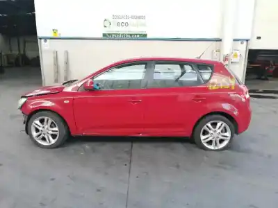 Vehículo de desguace KIA CEE´D 1.6 CRDi CAT del año 2007 con motor D4FB