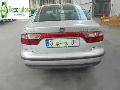 Здавання транспортного засобу seat toledo ii (1m2) 1.6 16v року 2001 потужний aus