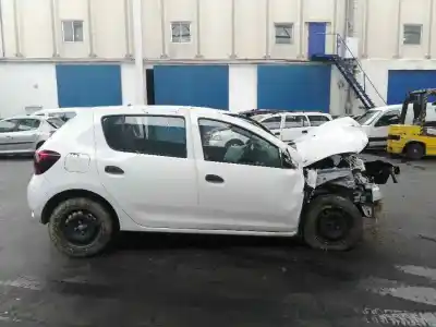 Здавання транспортного засобу dacia sandero ii 1.0 sce 75 (b8jc, b8jd) року 2017 потужний b4db400