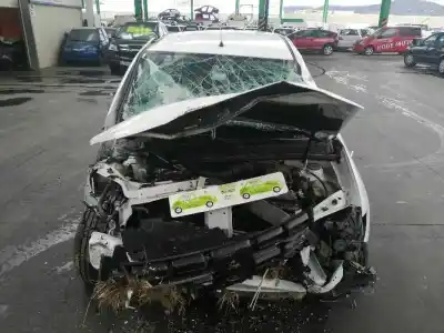 Здавання транспортного засобу dacia sandero ii 1.0 sce 75 (b8jc, b8jd) року 2017 потужний b4db400