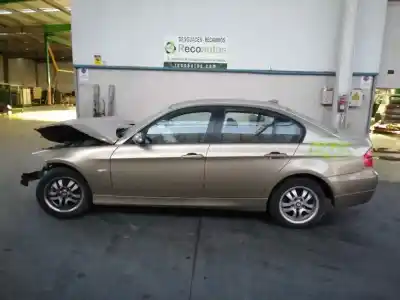 Vehicul casat BMW SERIE 3 BERLINA (E90) 320d al anului 2007 alimentat 204D4