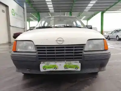 Veículo de Sucata opel kadett e 1.6 diesel do ano 1987 alimentado 16da
