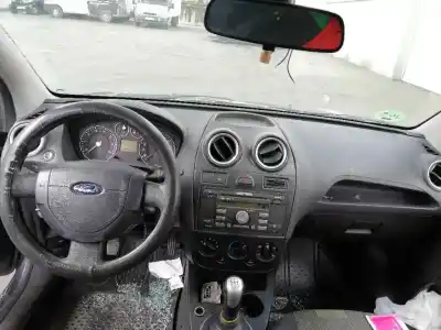 Veículo de Sucata ford fiesta (cbk) 1.4 16v cat do ano 2005 alimentado fxja