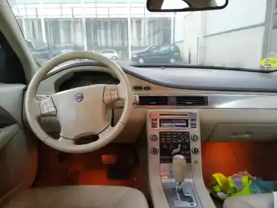 Veículo de Sucata volvo s80 berlina 2.4 diesel cat do ano 2006 alimentado d5244t4