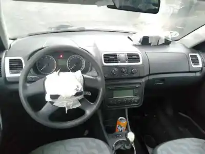 Утилизация автомобиля skoda fabia (5j2 ) 1.2 12v 69 cv / 51 kw года 2010 питание cgp