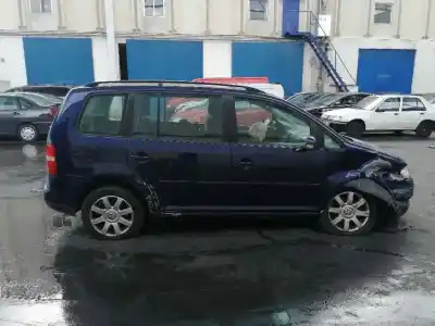 Veículo de Sucata volkswagen touran (1t1, 1t2) 2.0 tdi do ano 2005 alimentado bkd