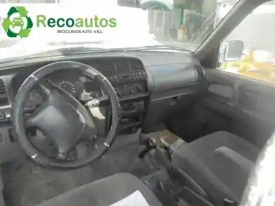 Veículo de Sucata opel monterey 3.0 dti cat do ano 1998 alimentado d/4jx1