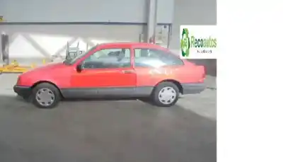 Veicolo di demolizione FORD SIERRA BERLINA 2.0 IS dell'anno 1993 alimentato N4