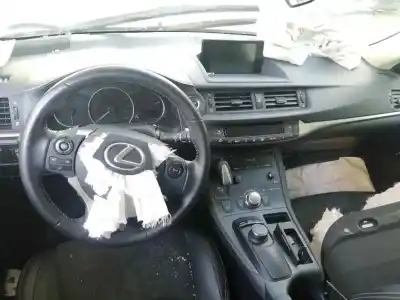 Veículo de Sucata lexus ct (zwa10_) 200h (zwa10_) do ano 2016 alimentado 2zr