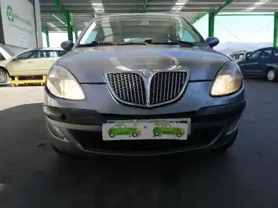 Veicolo di demolizione lancia ypsilon (101) 1.4 16v oro (10.2006->) dell'anno 2003 alimentato 188a1000