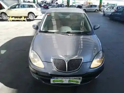 Veicolo di demolizione lancia ypsilon (101) 1.4 16v oro (10.2006->) dell'anno 2003 alimentato 188a1000