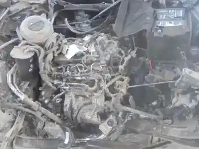 Vehicul casat seat leon (5f1) 1.6 tdi al anului 2014 alimentat clh
