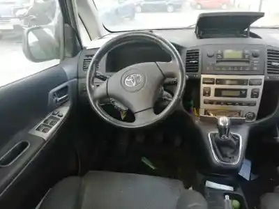 Veículo de Sucata toyota corolla (_e12_) 2.0 d-4d (cde120_) do ano 2004 alimentado 1cdftv