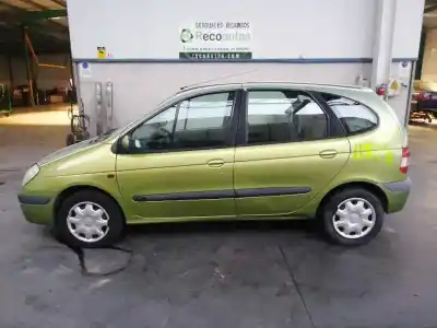 Veicolo di demolizione renault scénic i monospace (ja0/1_, fa0_) 1.9 dti (ja1u) dell'anno 2001 alimentato d/f9q q7