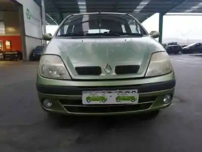 Veicolo di demolizione renault scénic i monospace (ja0/1_, fa0_) 1.9 dti (ja1u) dell'anno 2001 alimentato d/f9q q7