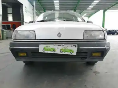 Verschrottungsfahrzeug renault 19 (1989...) 1.4 des jahres 1989 angetrieben g-e6j