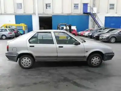 Verschrottungsfahrzeug renault 19 (1989...) 1.4 des jahres 1989 angetrieben g-e6j