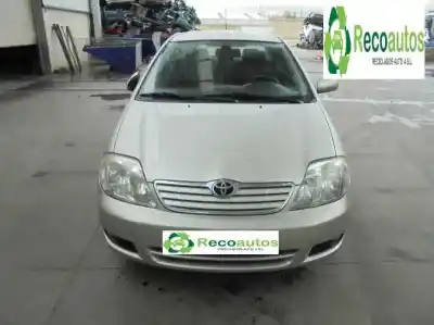 Veicolo di demolizione toyota corolla (_e12_) 2.0 d-4d (cde120r_ cde120l_) dell'anno 2004 alimentato 1cdftv