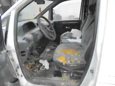 Veículo de Sucata citroen jumpy (u6u_) 1.9 d do ano 1998 alimentado wjz