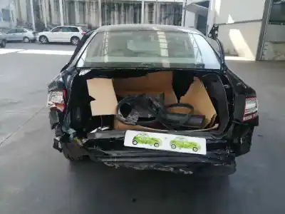 Veículo de Sucata audi a4 berlina (b8) 2.0 16v tfsi do ano 2010 alimentado cdn