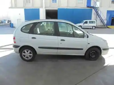 Scrapping Vehicle renault megane i scenic (ja0) 1.4 cat of the year 1999 powered g/k4j c7