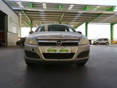 Veicolo di demolizione opel astra h berlina 1.7 16v cdti dell'anno 2006 alimentato z17dth