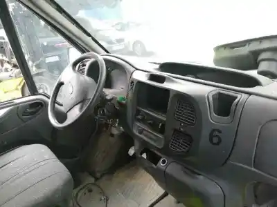 Veicolo di demolizione ford transit mod.2000 caja abierta ft 350 2.4 largo dell'anno 2004 alimentato d/fxfa