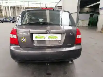 Vehículo de desguace kia cerato 1.6 lx berlina del año 2006 con motor d4fb