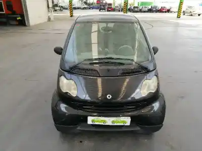 Здавання транспортного засобу smart coupe 0.8 cdi cat року 2003 потужний d61