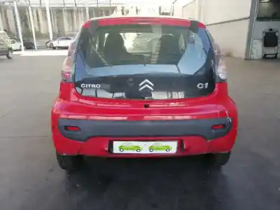 Véhicule à la ferraille citroen c1 sx de l'année 2006 alimenté d-8ht