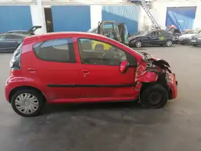 Véhicule à la ferraille citroen c1 sx de l'année 2006 alimenté d-8ht