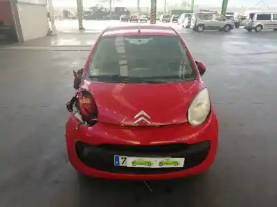 Véhicule à la ferraille citroen c1 sx de l'année 2006 alimenté d-8ht