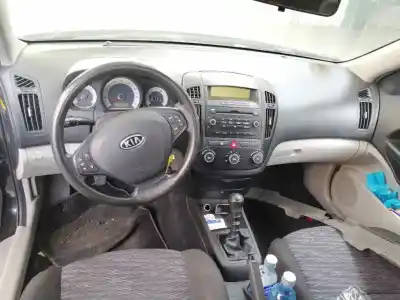 Vehicul casat kia pro cee´d (ed) 1.6 crdi 90 al anului 2009 alimentat d4fbl