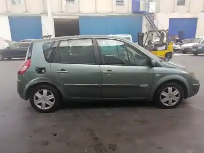 Scrapping Vehicle renault scénic ii (jm0/1_) 1.6 (jm0c jm0j jm1b) of the year 2004 powered k4m t7