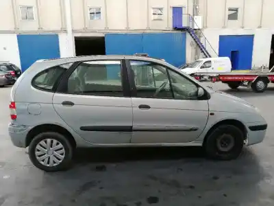 Здавання транспортного засобу renault scenic (ja..) 1.9 dti diesel 80 cv / 59 kw року 2002 потужний d/f9q q7